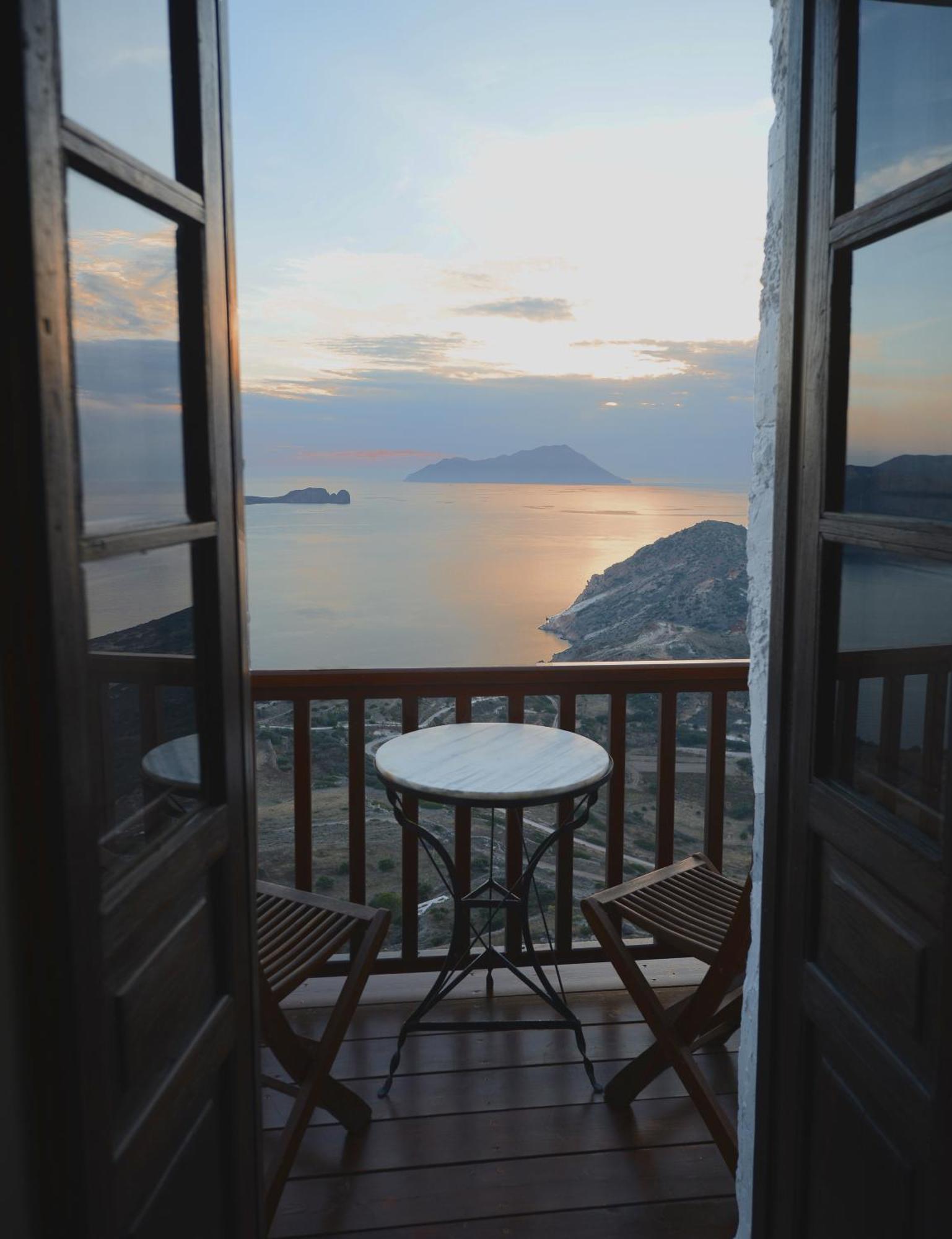 Castrum Traditional Sunset Suites Plaka  Екстер'єр фото
